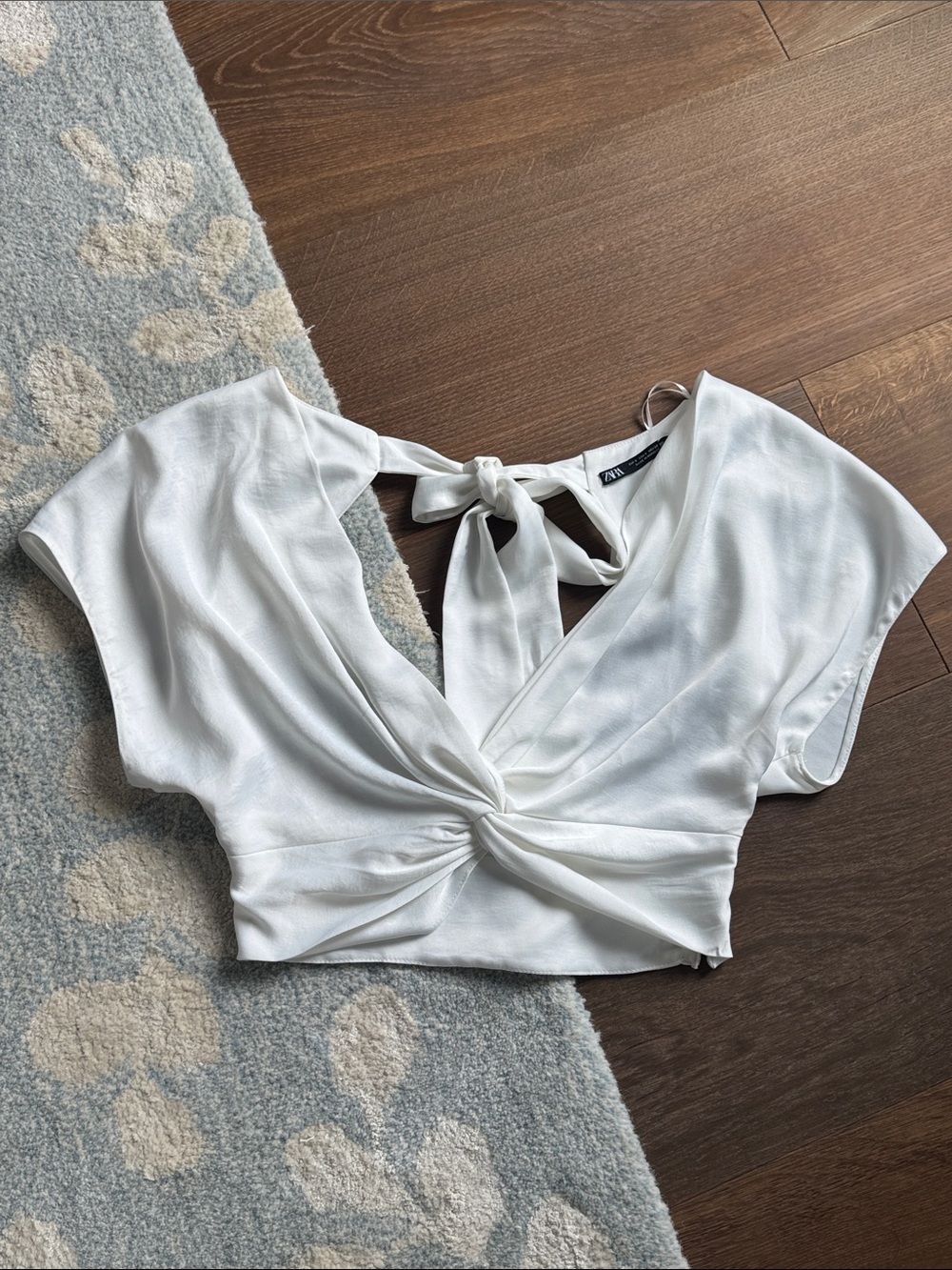Zara White Twist-Knot Tie-Back Crop Top